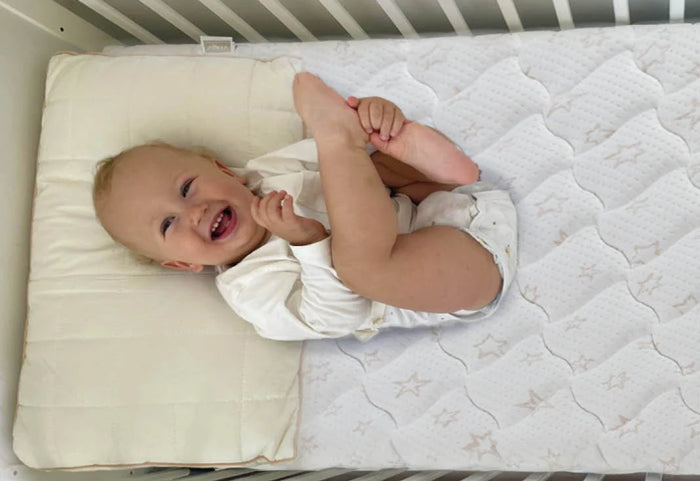 Švelnios natūralios medžiagos, kad vaikas mažiau prakaituotų ir mažiau pabustų.