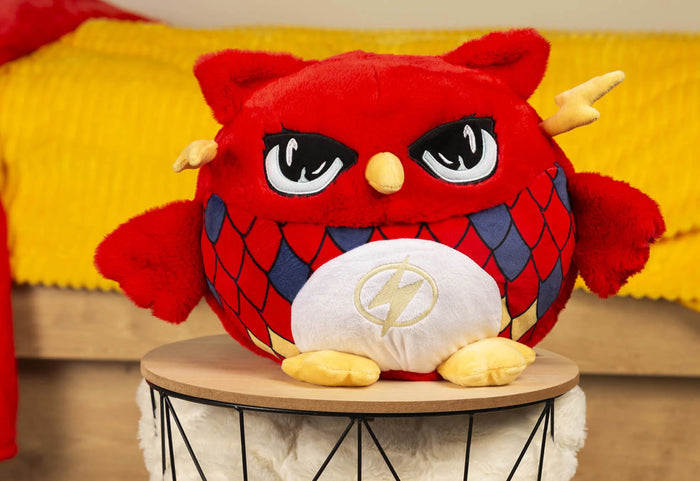 Susipažinkite su pelėda tėčiu Viktoru.