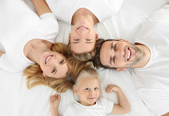 Kontaktas su natūraliomis medžiagomis.