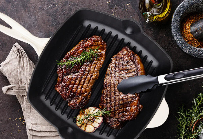 Grilio keptuvę būtina turėti kiekvienoje virtuvėje.