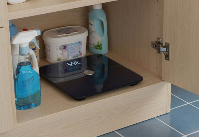 Elegantiškas dizainas šiuolaikinei voniai.