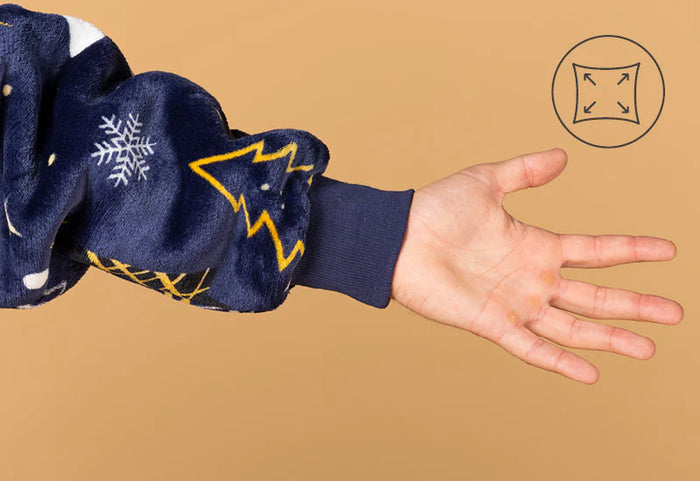 Rankovės, kurios užbaigia kovą su antklodėmis.