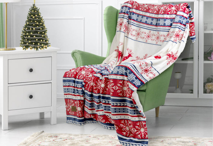 Yra įvairių spalvų ir raštų.